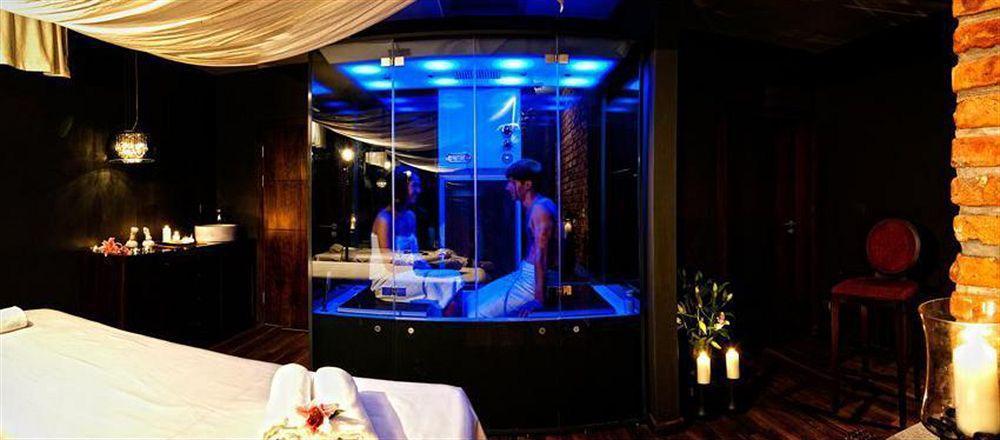 Hotel Remes オパレニツァ エクステリア 写真
